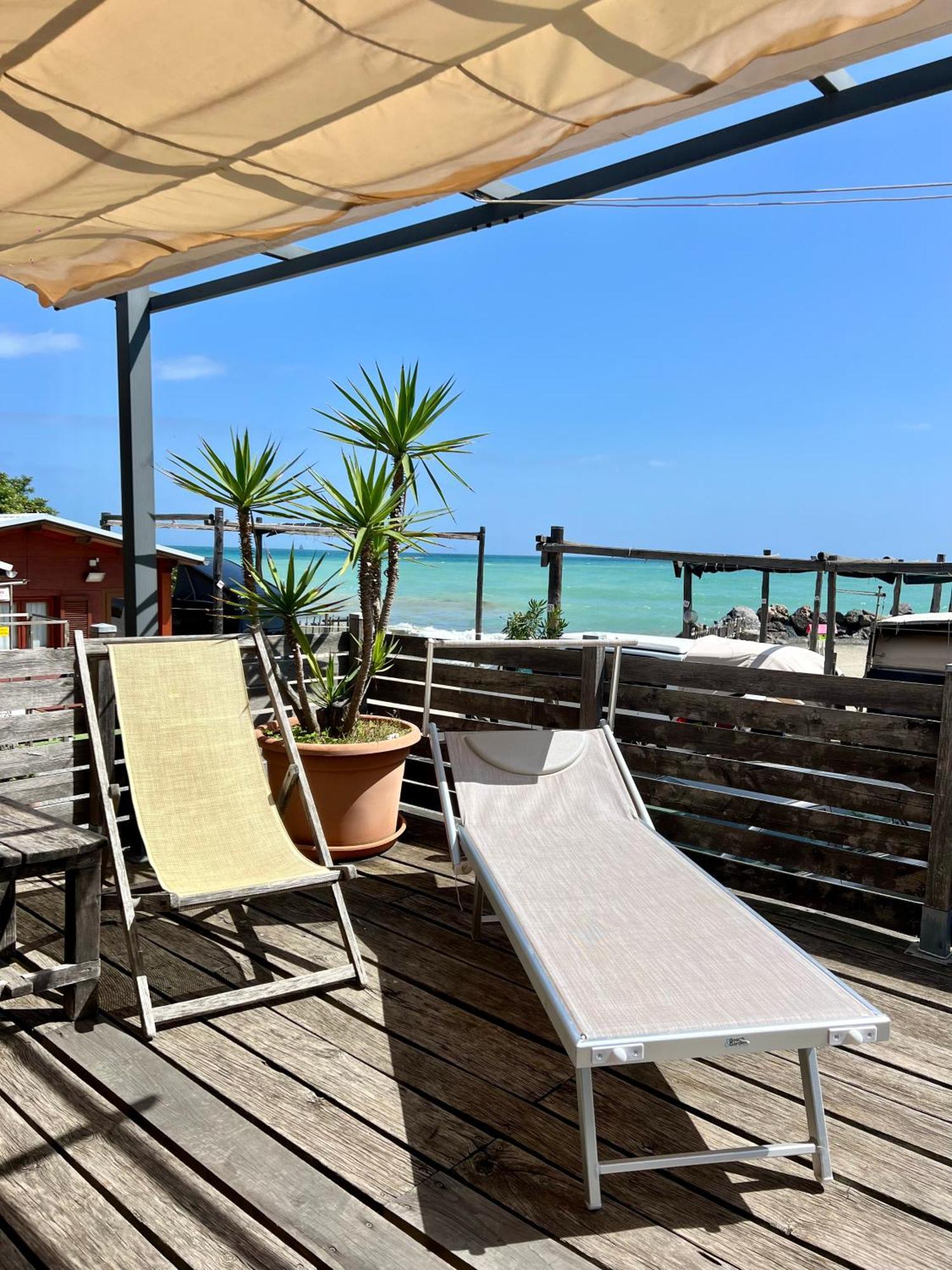 Appartamento Con Accesso Privato Spiaggia サヴォーナ エクステリア 写真